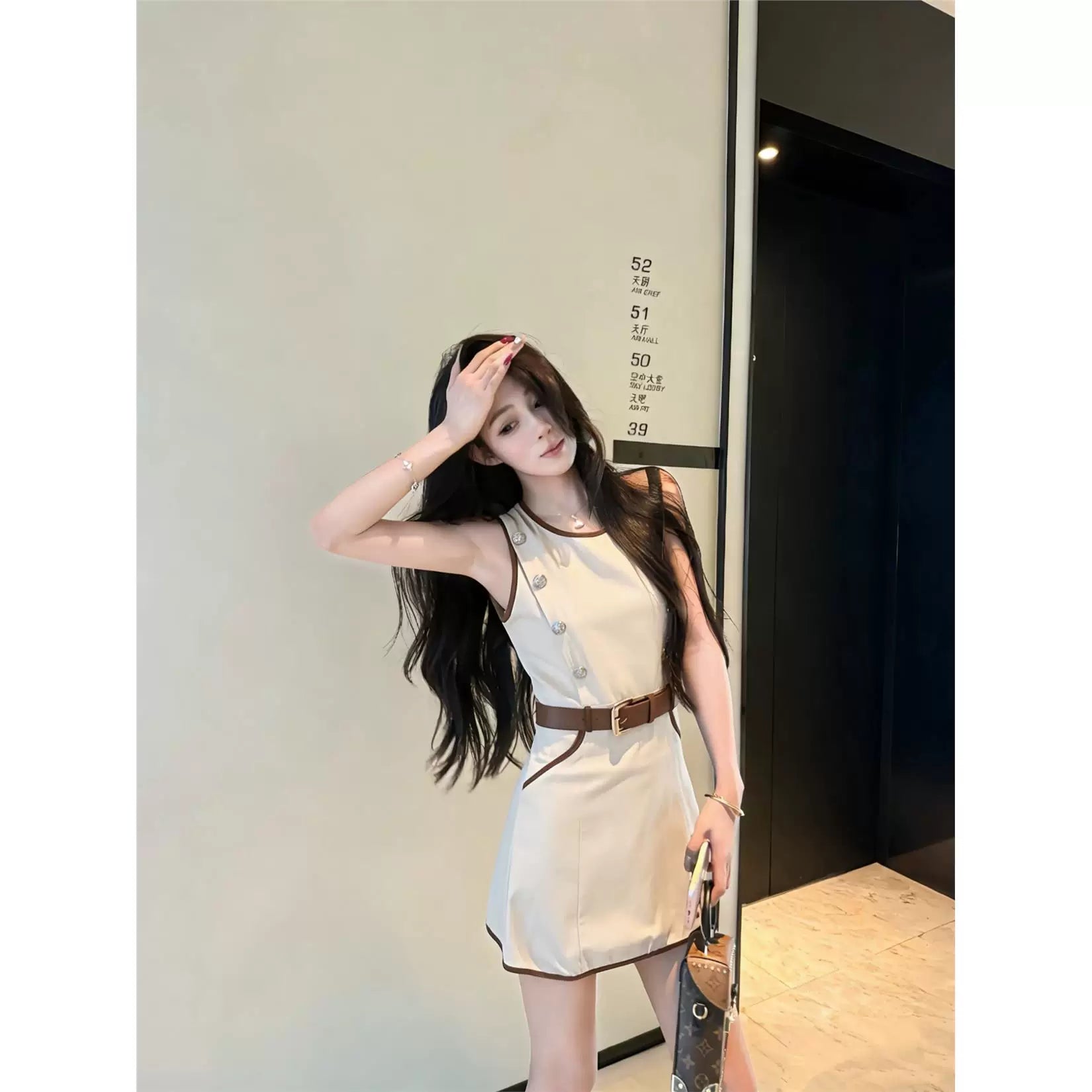 Váy Mini Dáng A Sát Nách Phối Cúc Và Thắt Lưng, Phong Cách Tiểu Thư Sang Trọng Thanh Lịch V26014