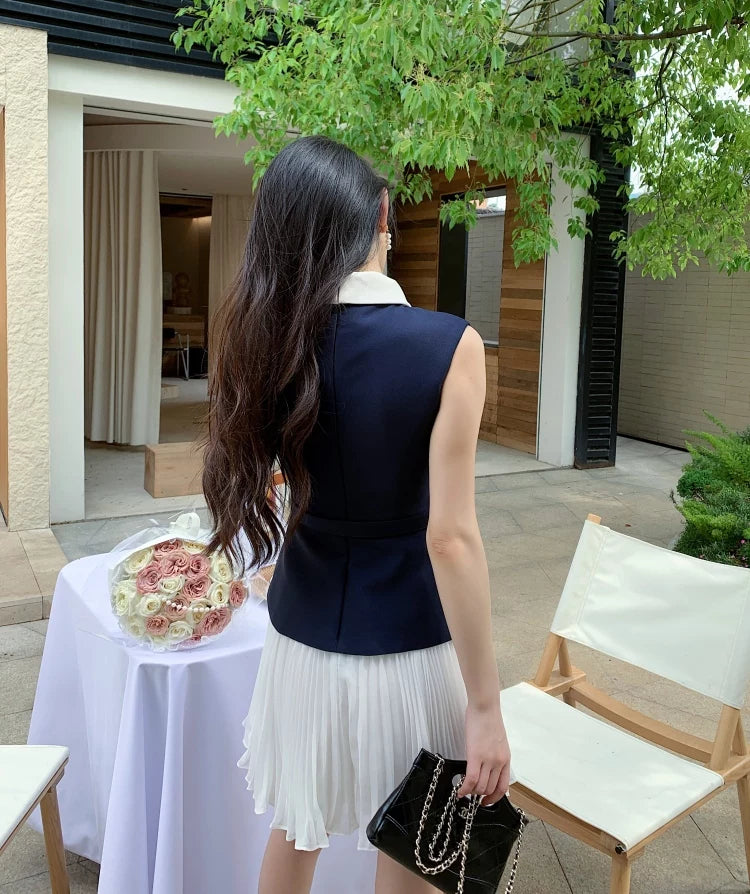 Váy Ngắn Xếp Ly Bằng Chiffon Màu Xanh Và Trắng, Bộ Đồ Hai Mảnh Không Tay V26010