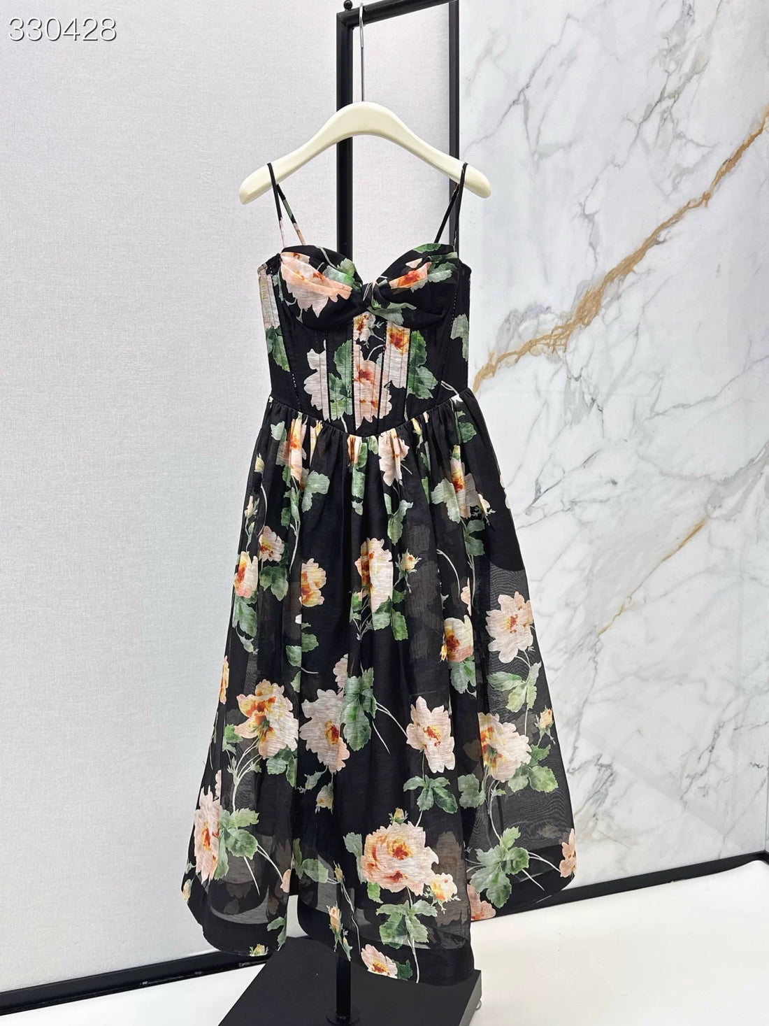 Đầm Corset Hai Dây Họa Tiết Hoa Hồng Sang Trọng, Quyến Rũ Tôn Dáng V26016