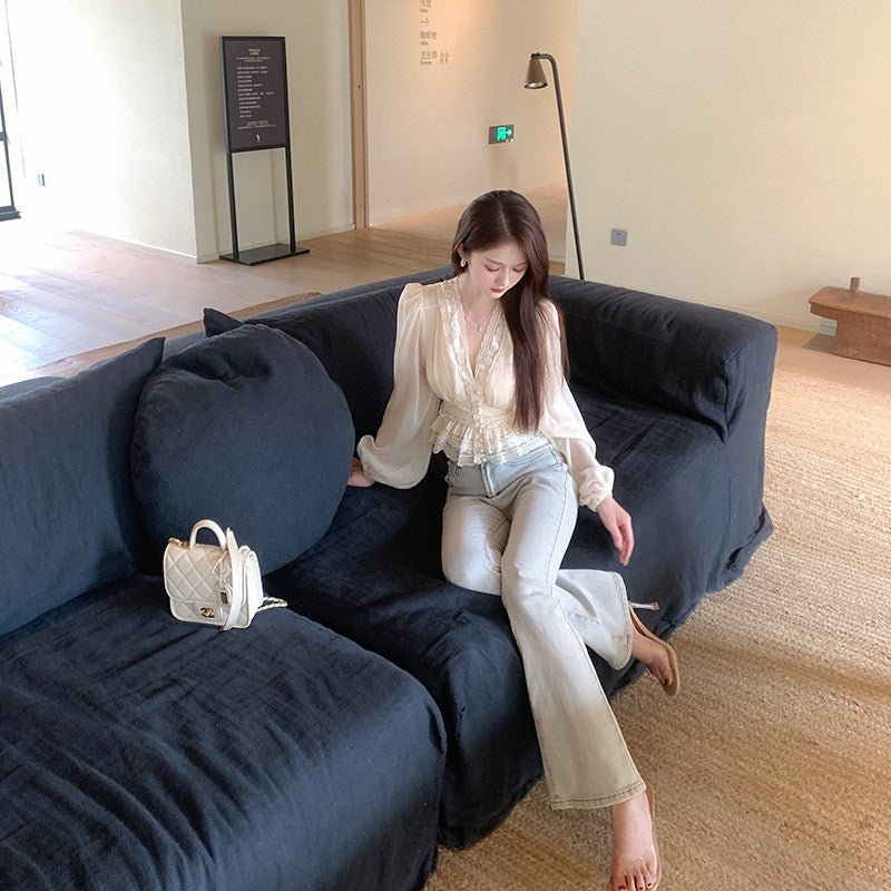 Áo croptop ren cổ chữ V kiểu Pháp A260044