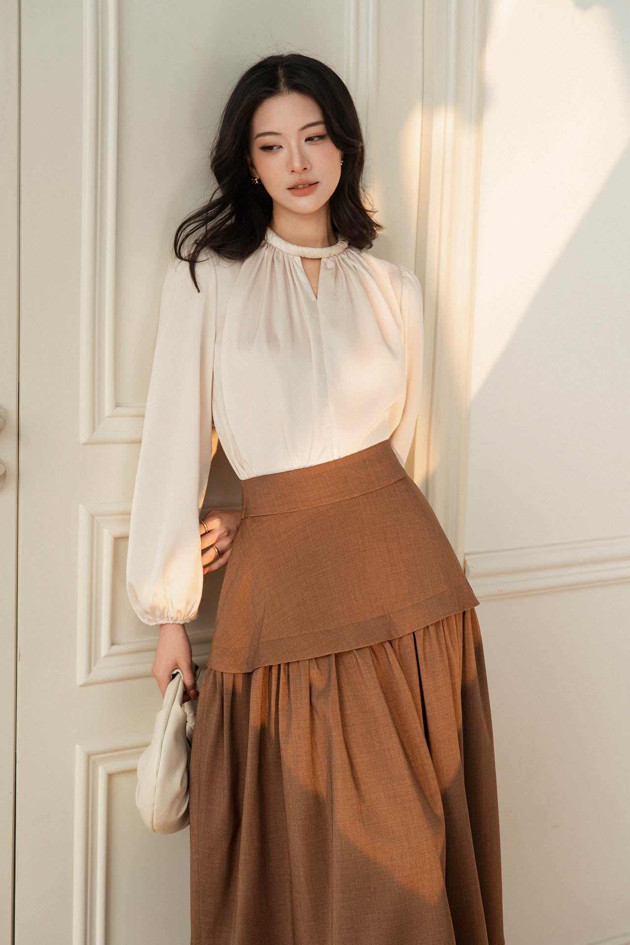 Chân Váy Xoè Nhún Li Chất Linen Hàn Màu Nâu MACI by MKC MCVCVNA0289 Thời Trang Nữ Thiết Kế Độc Quyền