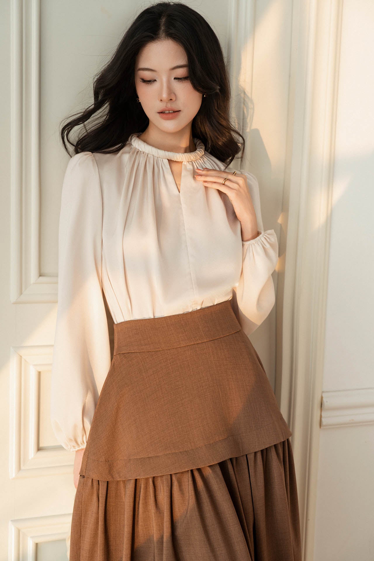 Chân Váy Xoè Nhún Li Chất Linen Hàn Màu Nâu MACI by MKC MCVCVNA0289 Thời Trang Nữ Thiết Kế Độc Quyền