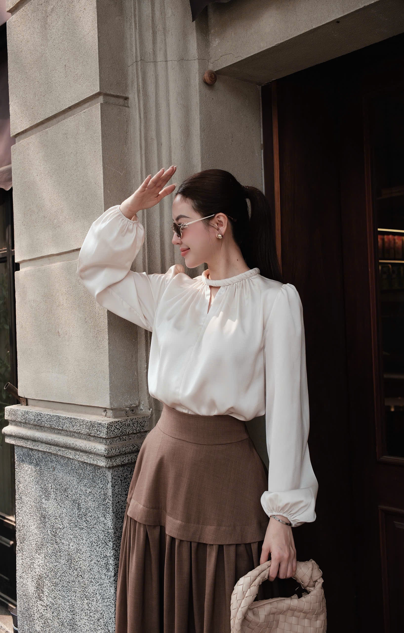 Chân Váy Xoè Nhún Li Chất Linen Hàn Màu Nâu MACI by MKC MCVCVNA0289 Thời Trang Nữ Thiết Kế Độc Quyền